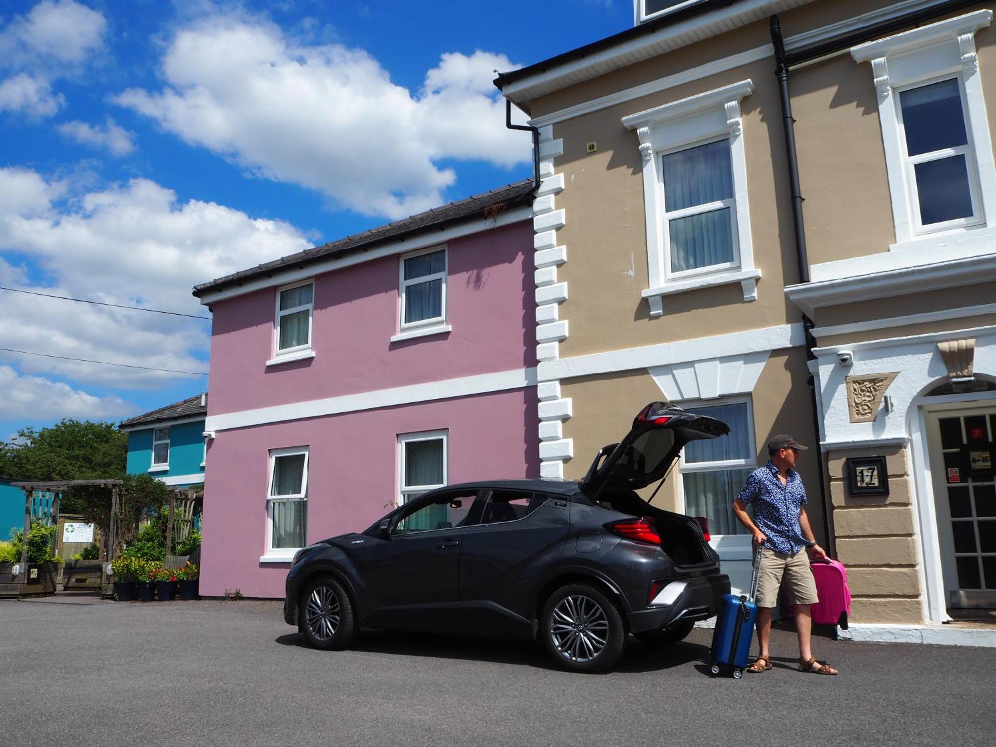 Cotswold Aparthotel Stroud  Exterior foto